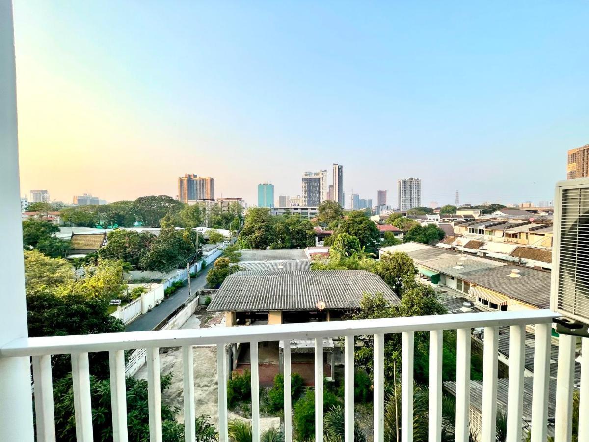 曼谷Town Sukhumvit 71公寓 外观 照片